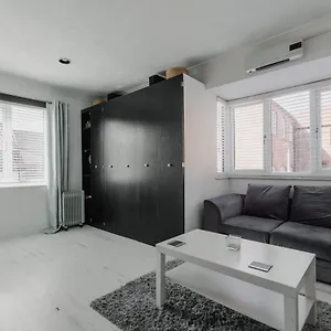  Apartment Hullidays - Trinity Apt.